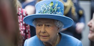 Regina indeplineste prima datorie de la moartea printului Philip